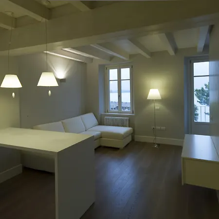 Apartment La Casa Del Porto Lovere